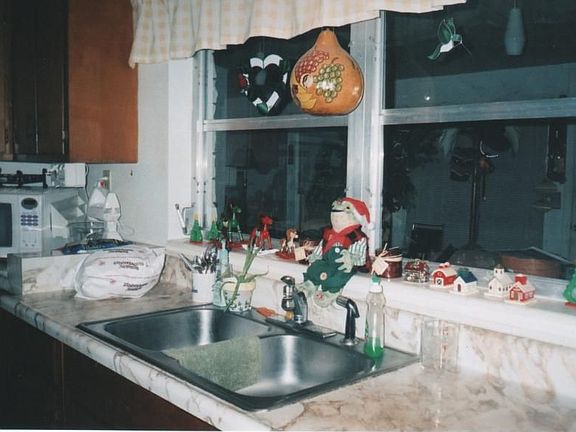 Kitchen before update