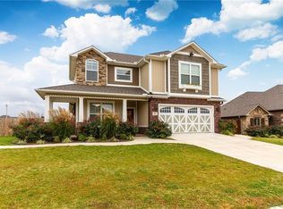 202 Crawford St, Pea Ridge, AR 72751