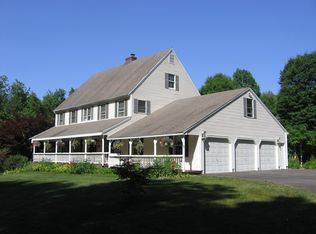 29 Lanes Pond Rd, Northford, CT 06472
