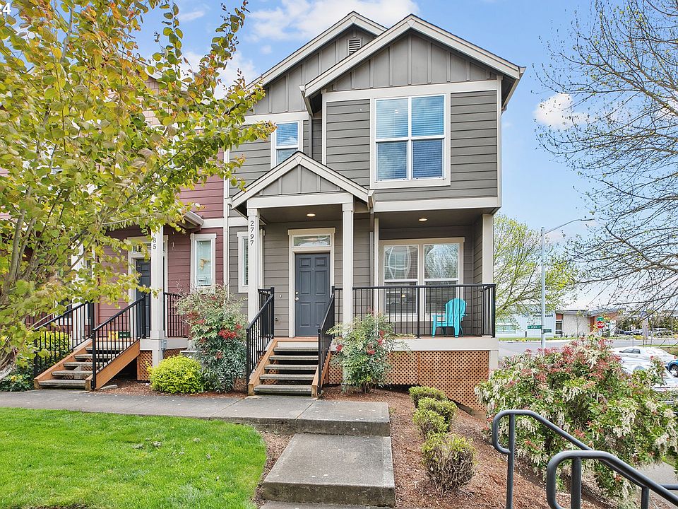 1st image of 2797 SE Irwin Ct