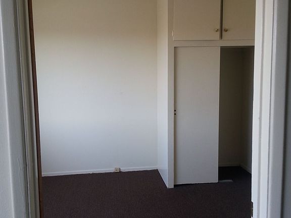 4th image of 523 E Lomita Blvd APT 7