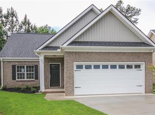 211 Palmetto Way, Easley, SC 29642