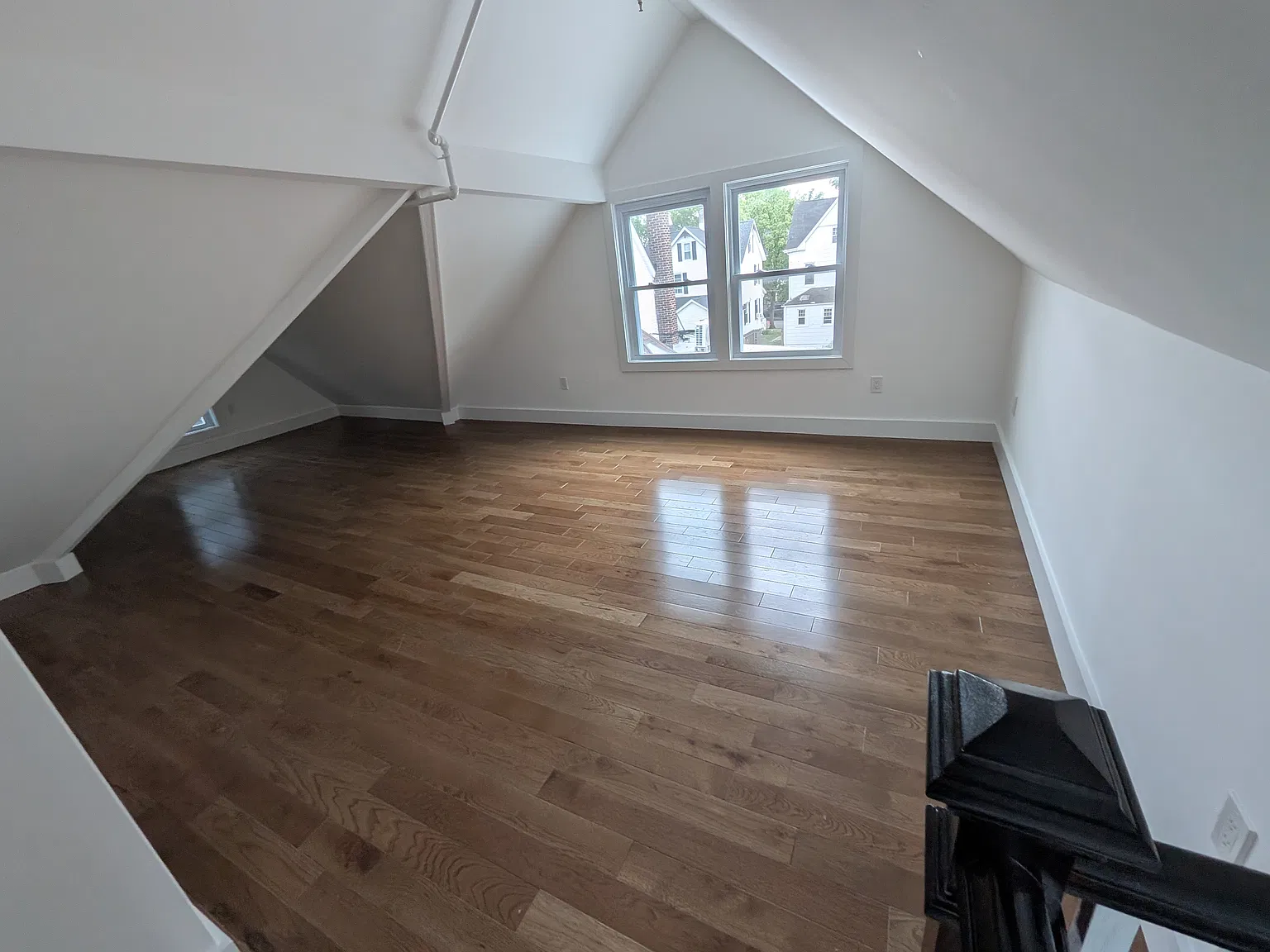 4 bed, 2.5 bath, $4,495 — Photo 4