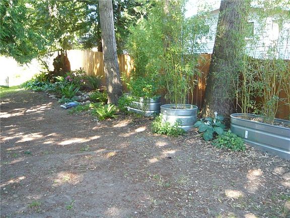 5th image of 14216 75th Ave NE