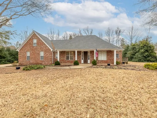 75 E Edenberg Dr, Collierville, TN 38017