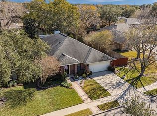 107 Dunbar Dr, Victoria, TX 77904