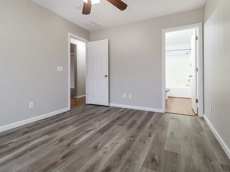 11560 W Purdue Ave — Photo 10