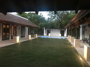 6401 SW 107th St, Pinecrest, FL 33156