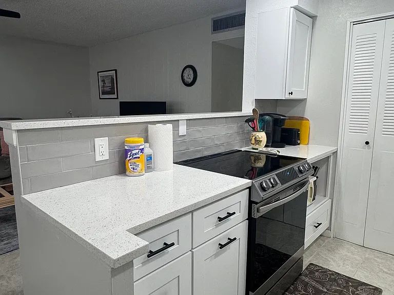 1235 S Highland Ave #D204 — Photo 1