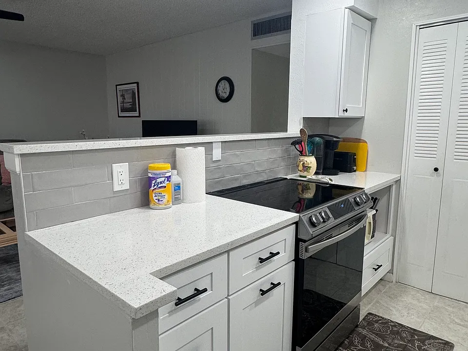 1235 S Highland Ave #D204