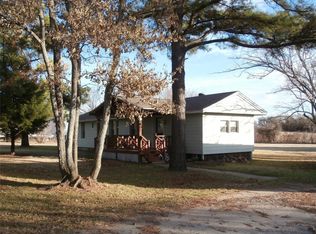 1940 Kay Ln, Azle, TX 76020