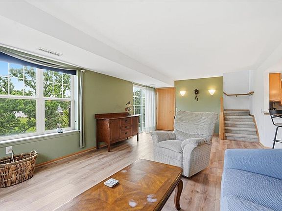 4th image of 3027 Stratton Way