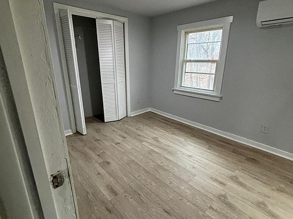 2nd image of 9 Winthrop St APT 3
