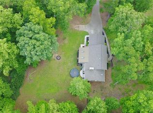 201 Hunters Mill Ln, Woodstock, GA 30188