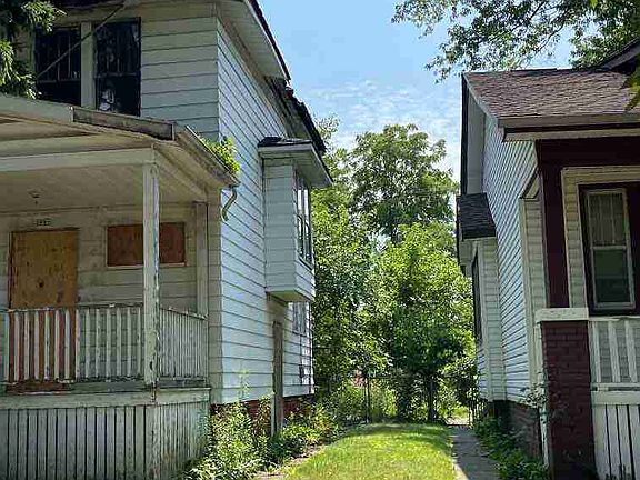 2967 Columbus