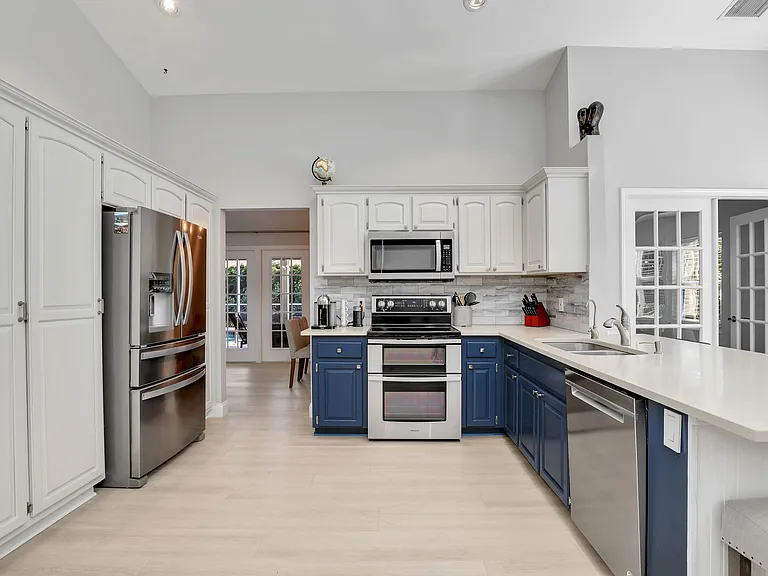 2554 Outrigger Ln — Photo 12