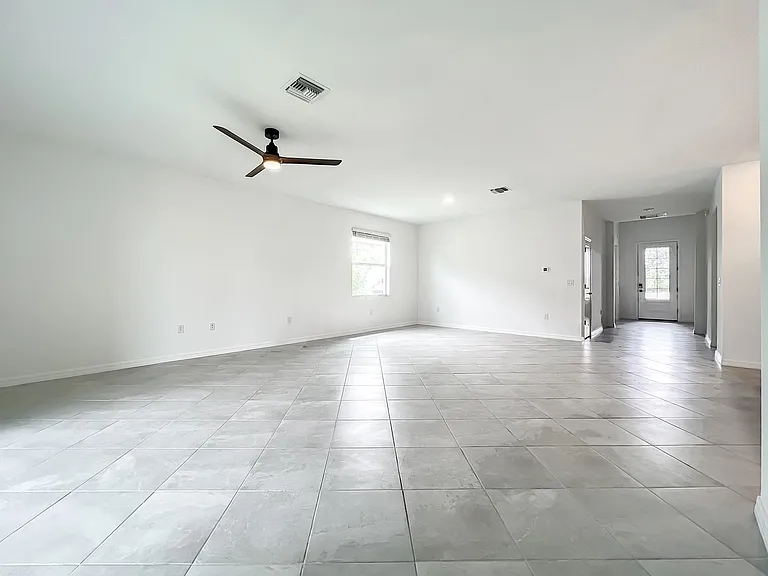 19120 Bordeaux Ct — Photo 11