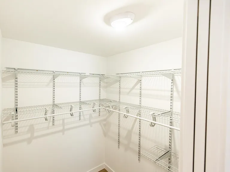 2204 Strongs Dr #9 — Photo 9