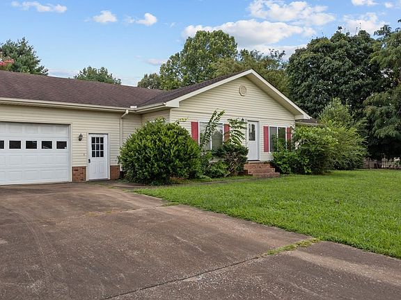 2nd image of 60 Evergreen Dr