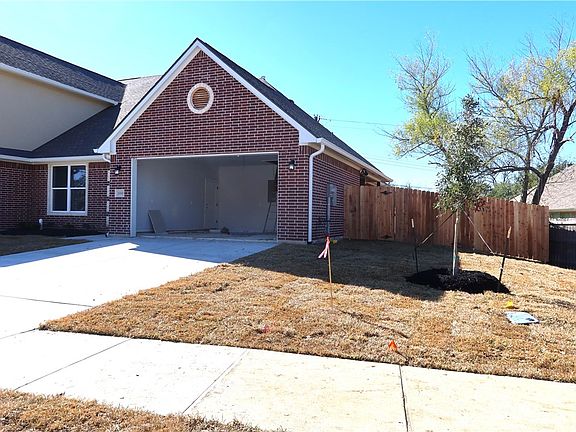 3rd image of 2000 Reagan Ct