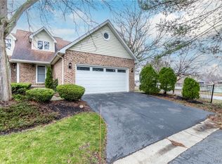132 Niagara Shore Dr, Tonawanda, NY 14150