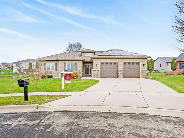 800 HASKELL Court, Stoughton, WI 53589