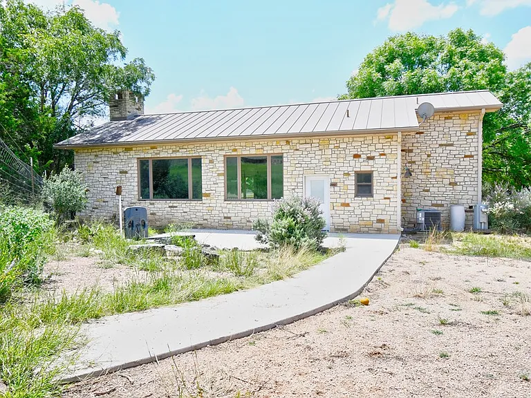155B Nimitz Dr — Photo 25