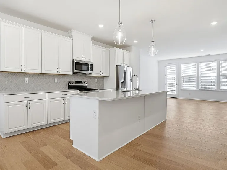 3016 Rexton Ln — Photo 18