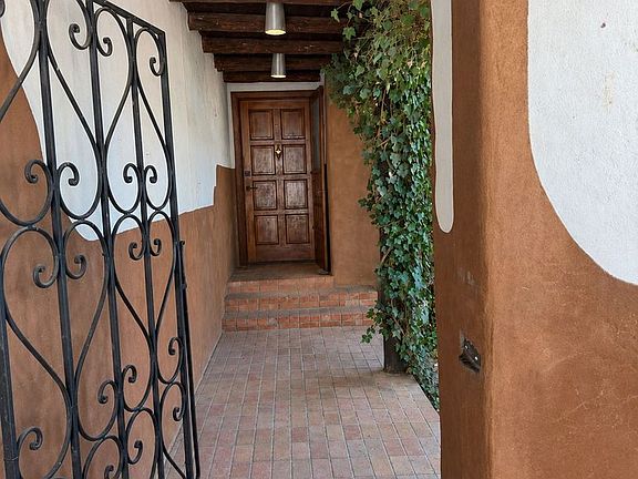 5th image of 641 Garcia St