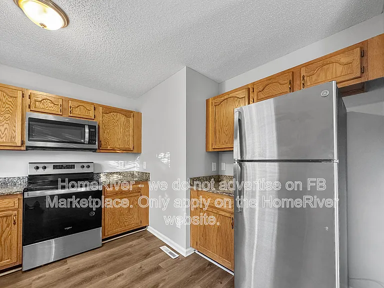 515 Creekview Dr — Photo 8
