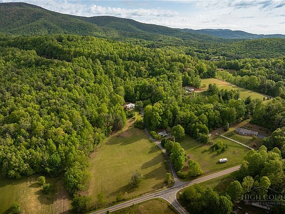 4th image of 466 Stony Fork Road