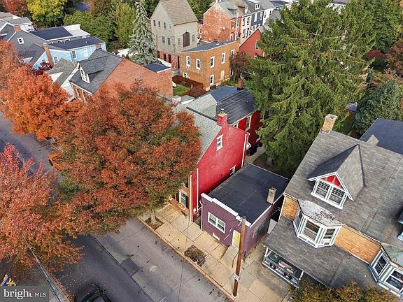 3rd image of 117 N Mary St