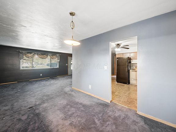 4th image of 1483 Courtright Rd