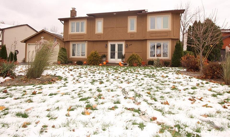1st image of 436 Crosby Ln