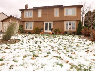 436 Crosby Ln, Rochester, NY 14612