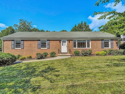 4212 Woodridge Dr, Roanoke, VA, 24018