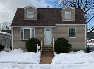 352 Harding Ave, Lyndhurst, NJ 07071