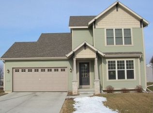 9 Eagles Perch Cir, Madison, WI 53718