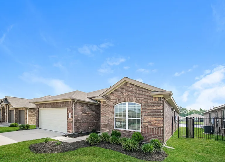 29607 Clover Shore Dr — Photo 3