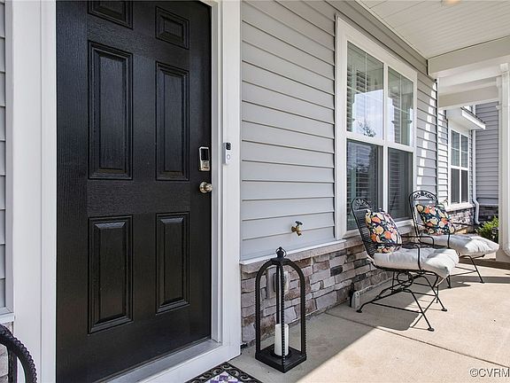 4th image of 8268 Scott Commons Dr