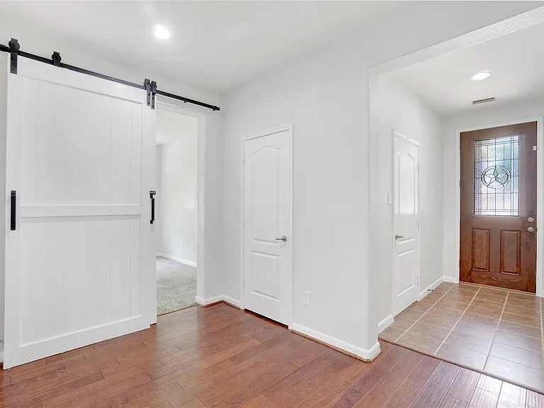 10514 Kentington Oak Dr — Photo 8