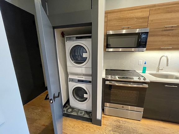 3rd image of 85 Humboldt St #3L