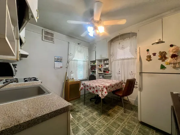 102-56 46th Avenue image 4 of 13