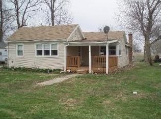 205 S East St, Gardner, IL 60424