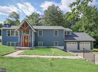 615 Fox Run Rd, Sewell, NJ 08080