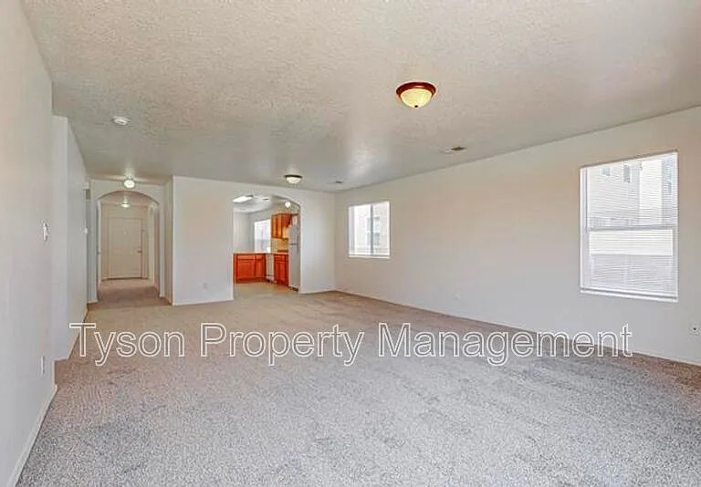 1817 Sierra Norte Loop NE — Photo 4