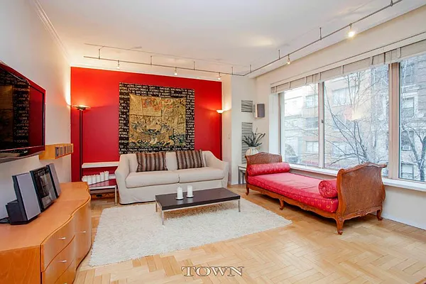 Rented by Town Residential | media 38