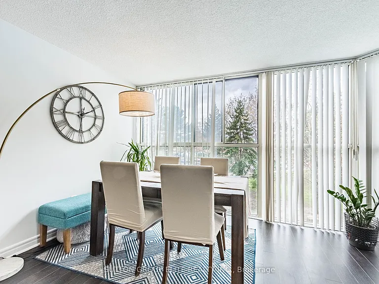 2091 Hurontario St #307 — Photo 27