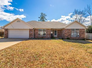 1121 Kenwood Cv, Bryant, AR 72022