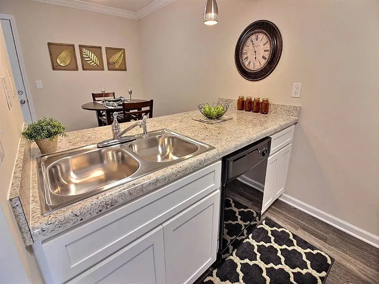 City Pointe — Photo 20